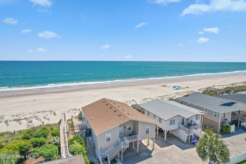 407 E First Street, Ocean Isle Beach, NC, 28469 | Card Image