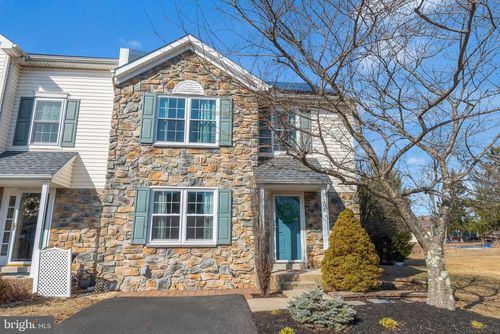 101 Windsor Ct, RICHLANDTOWN, PA, 18955-1115 | Card Image