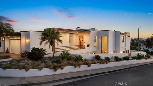 2919 Hermosa View Dr, Hermosa Beach, CA, 90254-2268 | Card Image