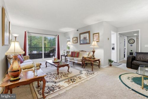 88-2e-15300 Beaverbrook Ct, SILVER SPRING, MD, 20906-1355 | Card Image
