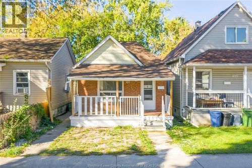 427 Bridge Ave, Windsor, ON, N9B2M3 | Card Image