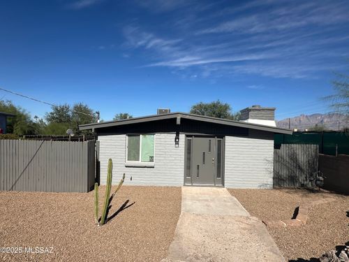 206 W Blacklidge Drive, Tucson, AZ, 85705 | Card Image
