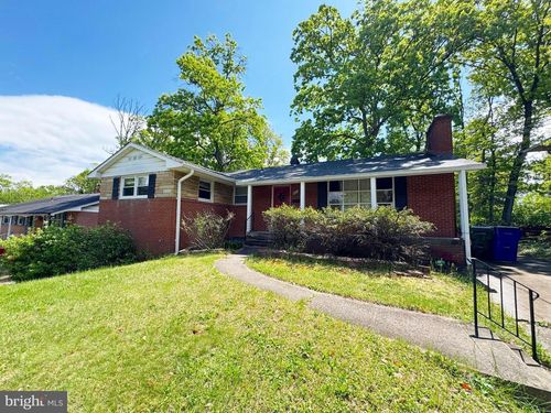 9017 Saint Andrews Pl, COLLEGE PARK, MD, 20740-4039 | Card Image