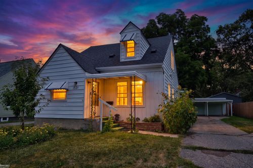 1321 Audrey St, Burton, MI, 48509-2102 | Card Image