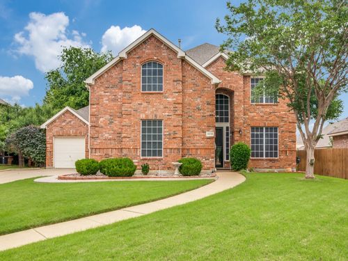 2216 Forest Creek Drive, Mansfield, TX, 76063 | Card Image