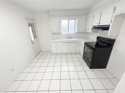 732 N Janeway Avenue, Moore, OK, 73160 | Card Image