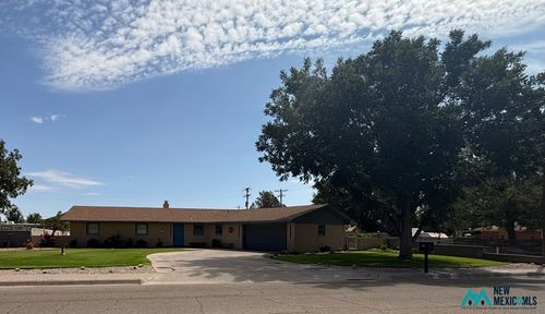 104 La Cuesta Rd, Artesia, NM, 88210-9402 | Card Image