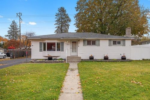 6814 N Cedar Rd, Spokane, WA, 99208-4218 | Card Image