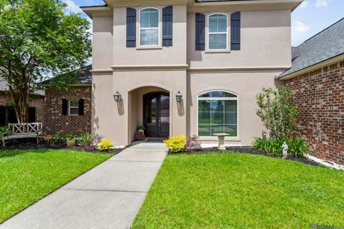 5826 Nature Trail Dr, Baton Rouge, LA, 70817-3085 | Card Image