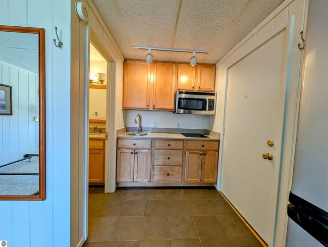 669 - 5712 Shanty Creek Rd, House other with 1 bedrooms, 1 bathrooms and null parking in Bellaire MI | Image 12