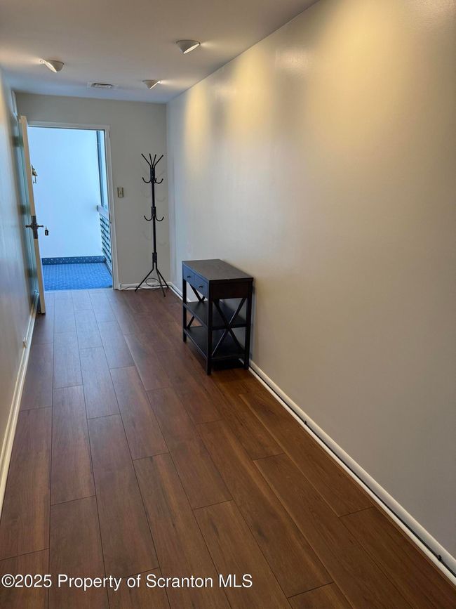 foyer | Image 15