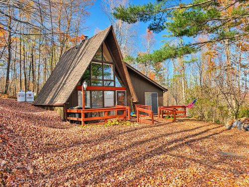 32 Millers Run, Bethlehem, NH, 03574-4716 | Card Image