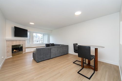 303-3738 Norfolk St, Burnaby, BC, V5G4V4 | Card Image