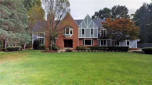 48 Saint George Ct, Warwick, RI, 02888-5425 | Card Image