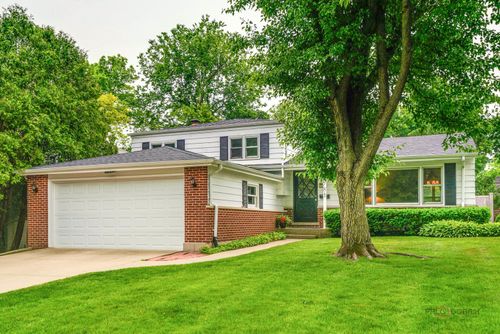 783 Green Briar Ln, Lake Forest, IL, 60045-3216 | Card Image
