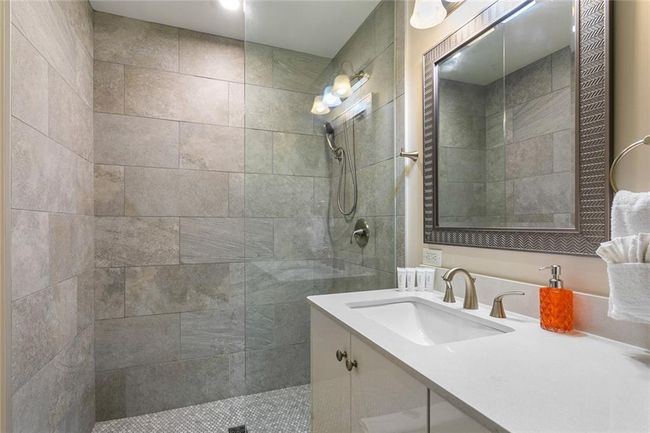 APT-223 - 1111 Tulane Ave, Condo with 1 bedrooms, 1 bathrooms and null parking in New Orleans LA | Image 7