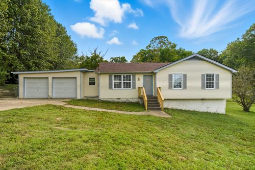 1126 Wynnewood Dr, Castalian Springs, TN, 37031-4830 | Card Image