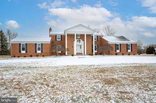 150 Windsor Rd, ROBBINSVILLE, NJ, 08691-2407 | Card Image