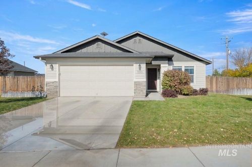 800 Sw Lago Dr, Mountain Home, ID, 83647 | Card Image