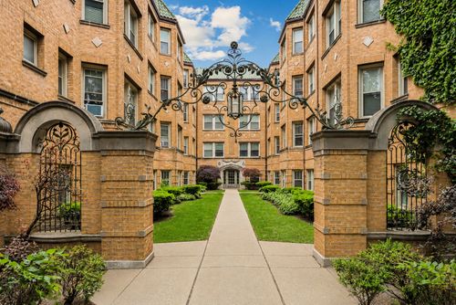 3-854 Washington Blvd, Oak Park, IL, 60302-4934 | Card Image
