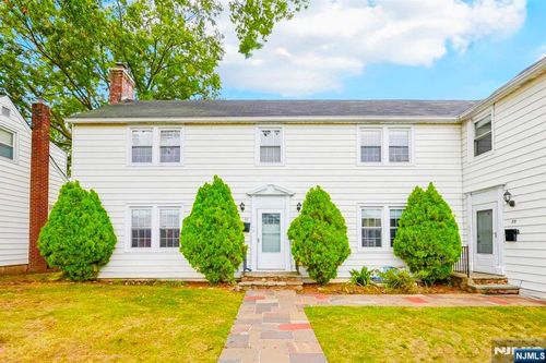 29 13th Ave, Elmwood Park, NJ, 07407-3501 | Card Image