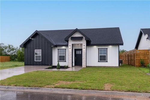 3515 Las Brisas St, Edinburg, TX, 78542-8164 | Card Image