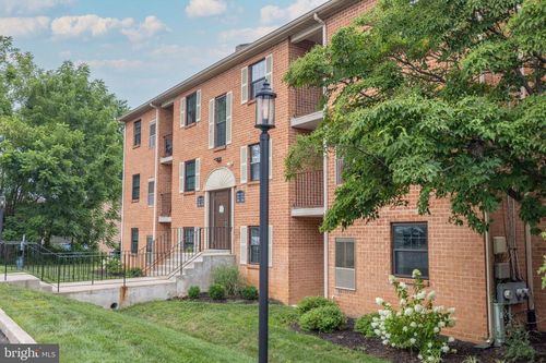 3303 Valley Dr, WEST CHESTER, PA, 19382-6300 | Card Image