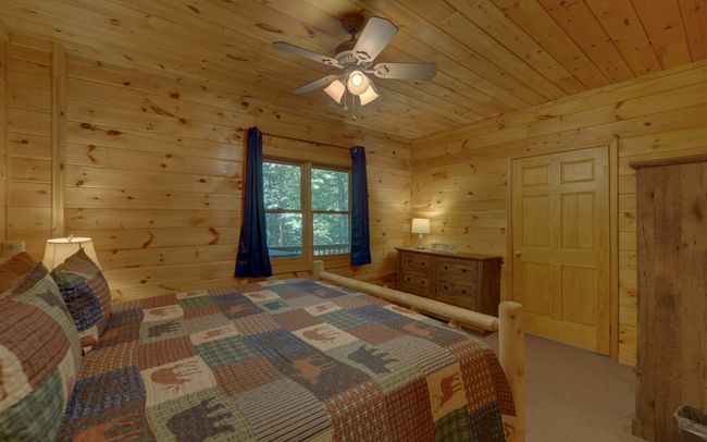 890 Mountain Lake Cir, Home with 3 bedrooms, 3 bathrooms and null parking in Blue Ridge GA | Image 8