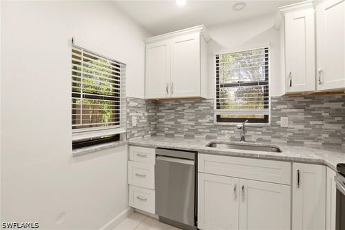 502-1450 Green Valley Cir, NAPLES, FL, 34104-4608 | Card Image