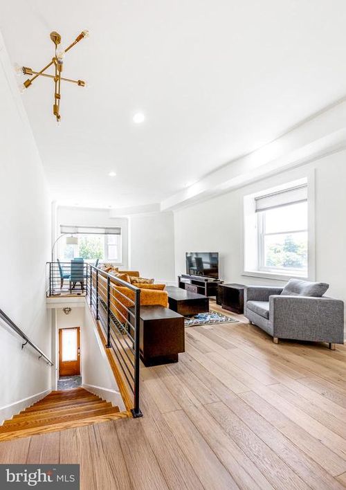 apt-b-1922 1st St Nw, WASHINGTON, DC, 20001-1480 | Card Image