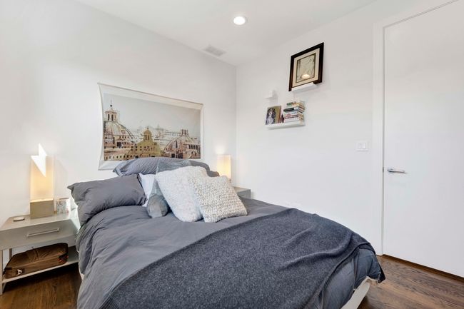 APT-3 - 2235 W Belden Ave, Condo with 3 bedrooms, 2 bathrooms and 1 parking in CHICAGO IL | Image 15