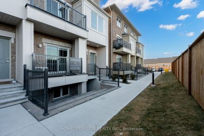 15 - 475 Beresford Path, Condo with 2 bedrooms, 2 bathrooms and 1 parking in Oshawa ON | Image 2