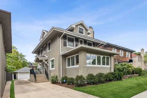 843 N East Ave, Oak Park, IL, 60302-1542 | Card Image