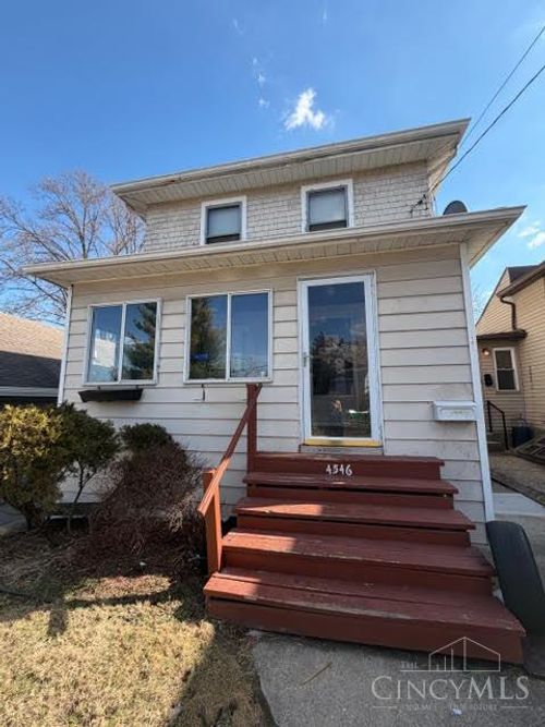 4546 Leo St, Cincinnati, OH, 45217-1610 | Card Image