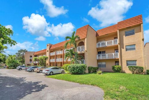 207-9301 Sunrise Lakes Blvd, Sunrise, FL, 33322-2144 | Card Image