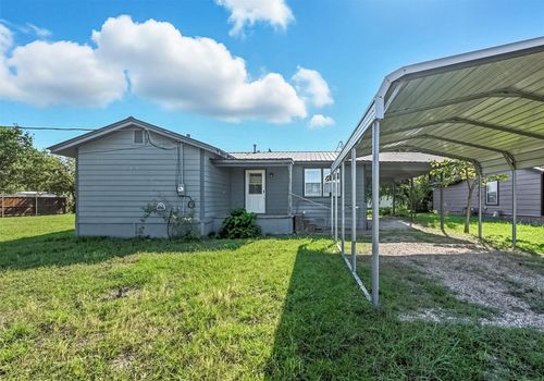 304 S Oak St, Leonard, TX, 75452-3512 | Card Image