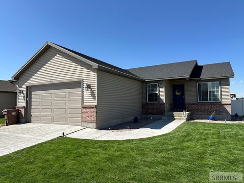 5077 Brookstone St, Chubbuck, ID, 83202-5235 | Card Image