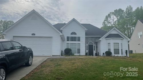 1579 Matthews Dr, Rock Hill, SC, 29732-1584 | Card Image