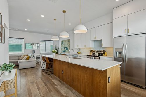 203-5018 Bryan St, Dallas, TX, 75206-8867 | Card Image