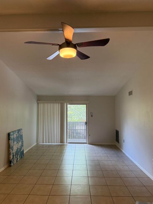 unit-28-2800 July St, Baton Rouge, LA, 70808-2041 | Card Image