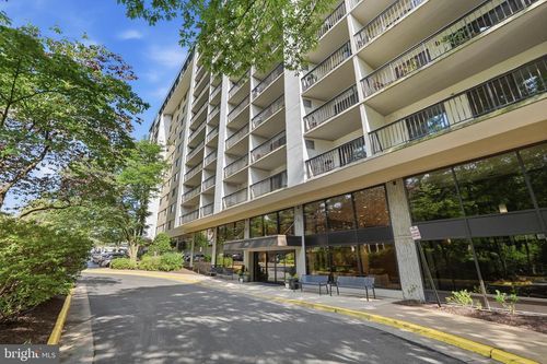 1219-3800 Powell Ln, FALLS CHURCH, VA, 22041-3673 | Card Image