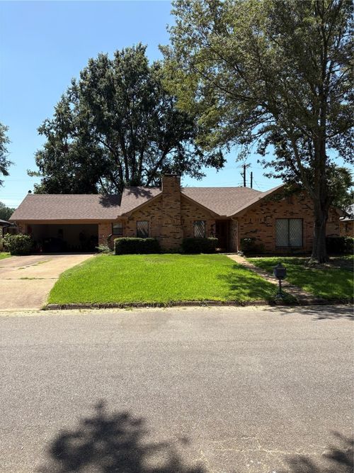 605 32nd St Ne, Paris, TX, 75460-4987 | Card Image