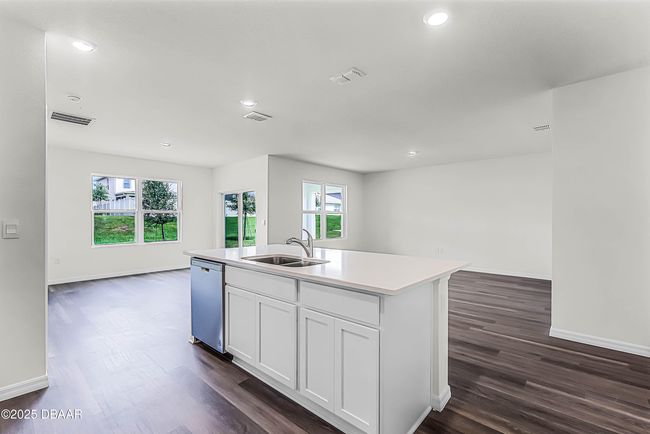 38 Sprout Ln, House other with 3 bedrooms, 2 bathrooms and null parking in ORMOND BEACH FL | Image 12