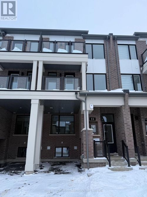 23 Kings Hill Dr, Brampton, ON, L7A5L9 | Card Image