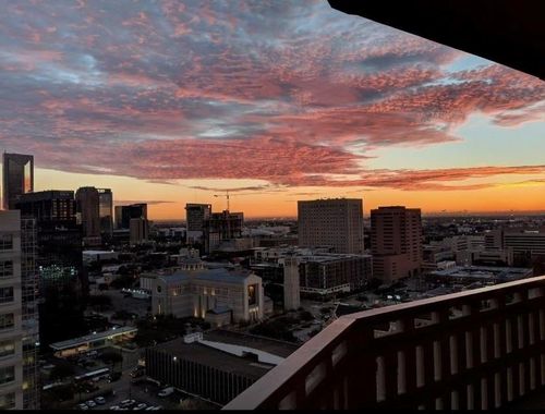 apt-1809-2016 Main St, Houston, TX, 77002-8895 | Card Image