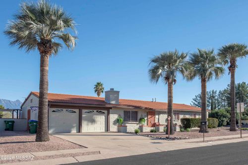 1031 S La Pera, Green Valley, AZ, 85614-2125 | Card Image