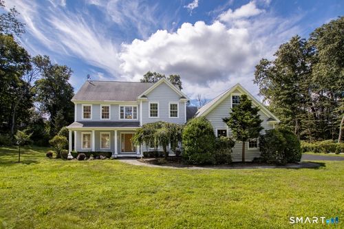 24 Plum Tree Ln, Trumbull, CT, 06611-3431 | Card Image
