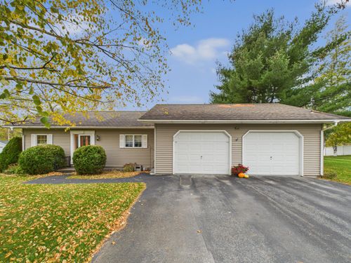 32 Lynn Drive, Caribou, ME, 04736 | Card Image