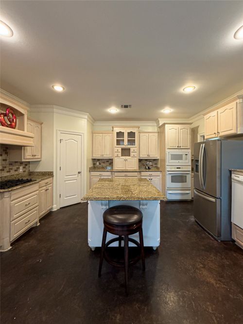 3013 Sagefield Ln, Haughton, LA, 71037-7493 | Card Image