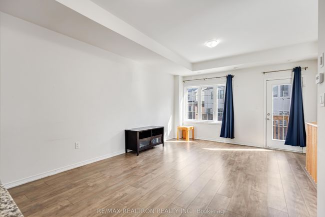 100 - 2674 Magdalen Path, Condo with 4 bedrooms, 3 bathrooms and 1 parking in Oshawa ON | Image 10